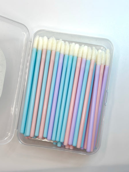 100PCS DISPOSABLE LIP BRUSH APPLICATORS LIP WAND LINT FREE
